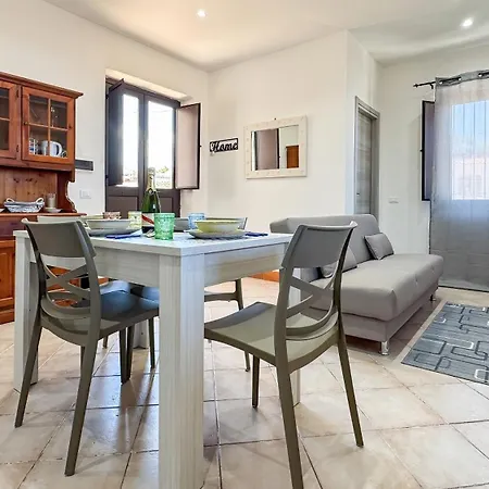 Appartamento Cinisi Apartment *